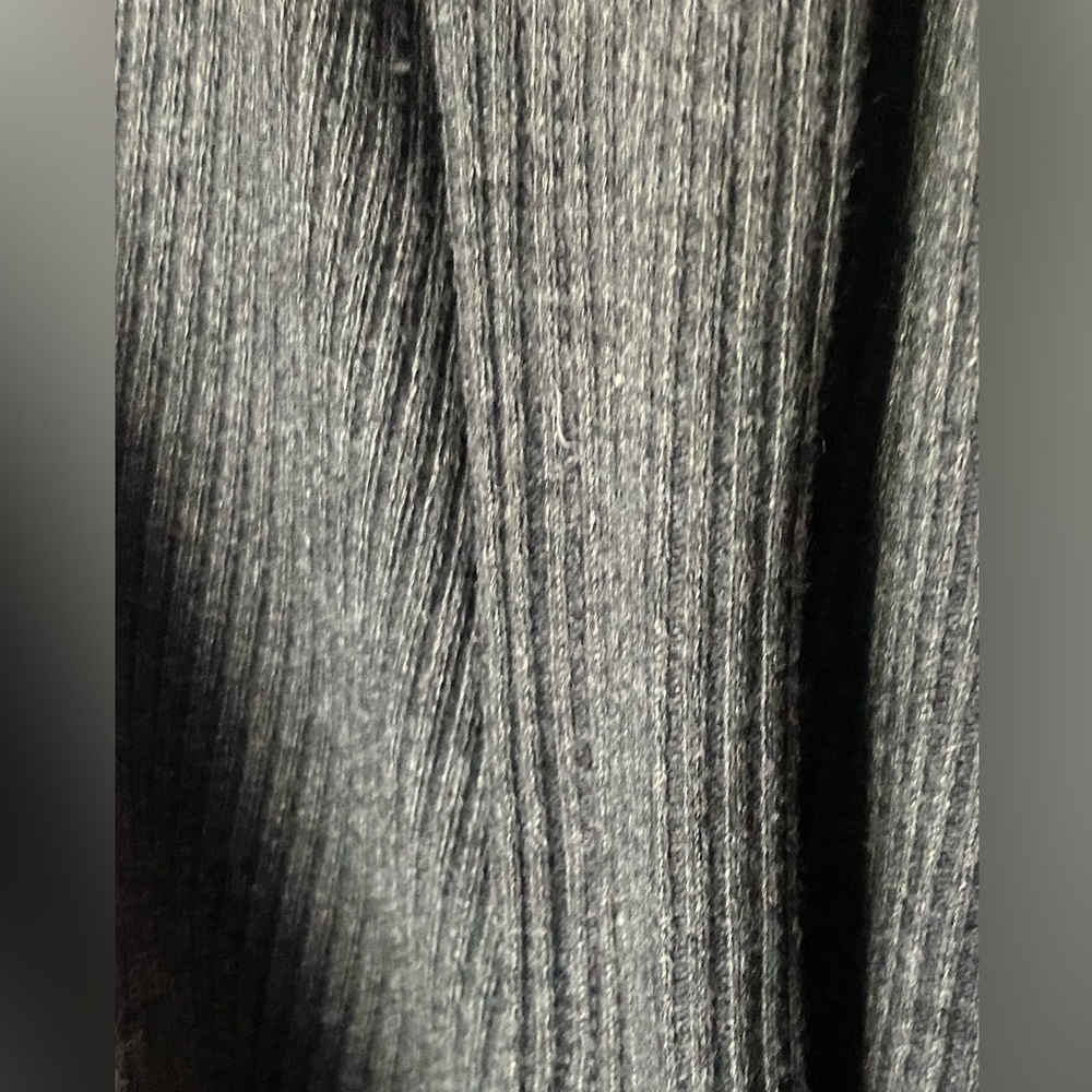 Timing gray sweater cardigan with faux pockets size large - Picture 7 of 7